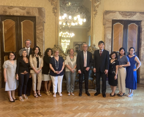 Visita della delegazione della repubblica socialista del Vietnam